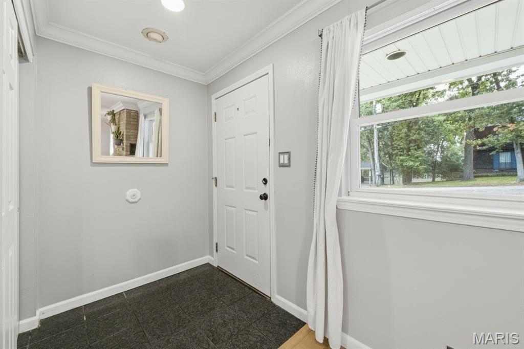 24 Glenwood Drive