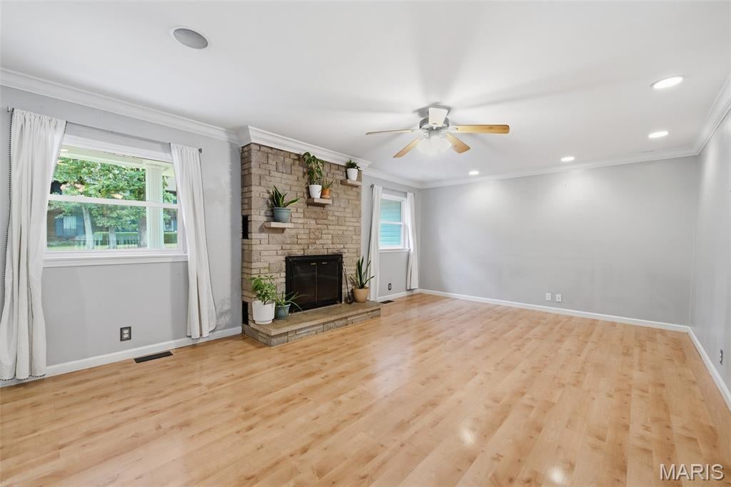 24 Glenwood Drive
