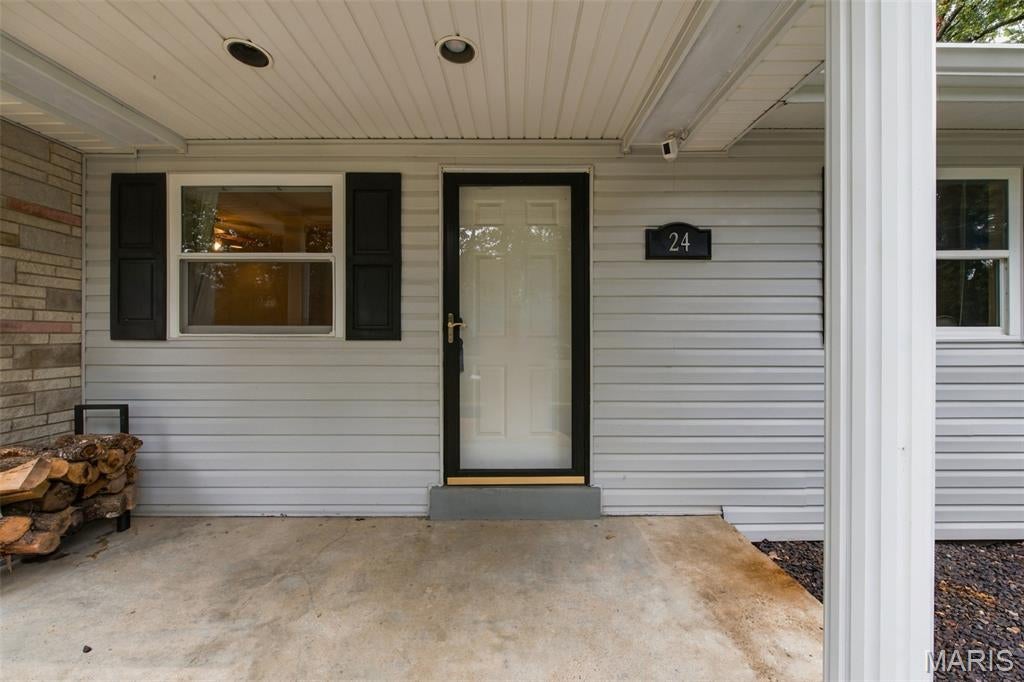 24 Glenwood Drive