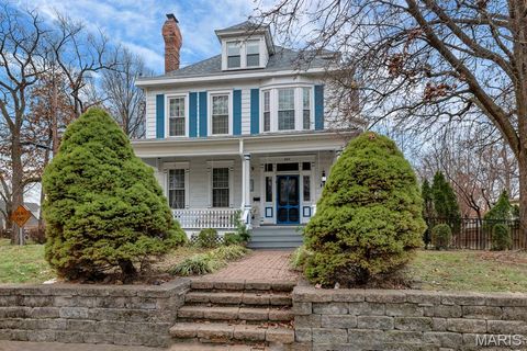 422 Adams Street Ferguson MO 63135