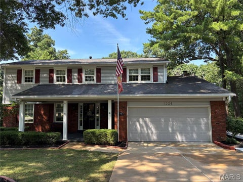 Photo of 1524 Pheasant Ridge Drive, Ellisville, MO 63011 (MLS # 26048734)