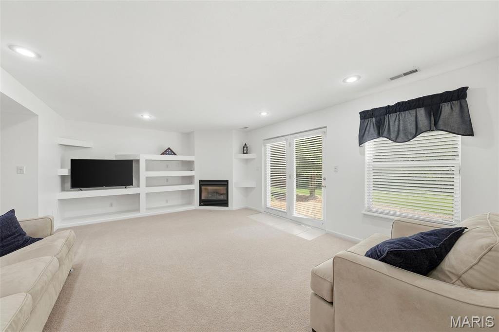 Est Of Fairfield Manor #2 - Residential