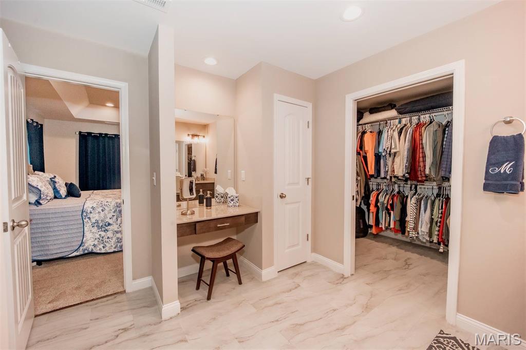 Echo Lake - Residential