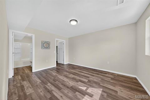 Tiny photo for 515 Bailey Avenue, Elsberry, MO 63343 (MLS # 25060858)