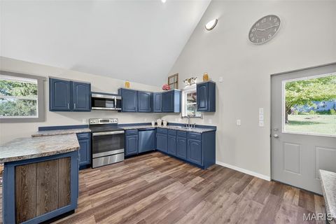 Tiny photo for 515 Bailey Avenue, Elsberry, MO 63343 (MLS # 25060858)