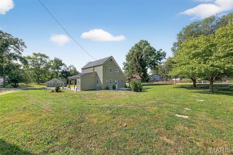 Tiny photo for 515 Bailey Avenue, Elsberry, MO 63343 (MLS # 25060858)