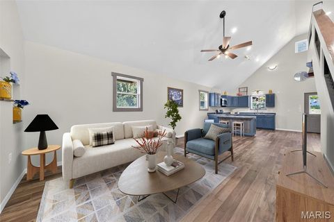 Tiny photo for 515 Bailey Avenue, Elsberry, MO 63343 (MLS # 25060858)