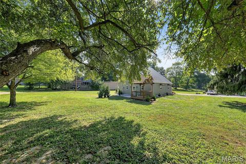 Tiny photo for 515 Bailey Avenue, Elsberry, MO 63343 (MLS # 25060858)