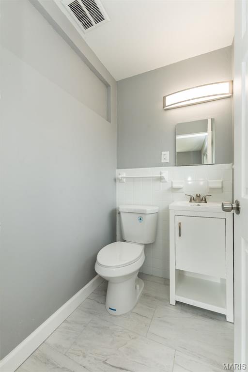 Hathaway Manor 7 - Residential