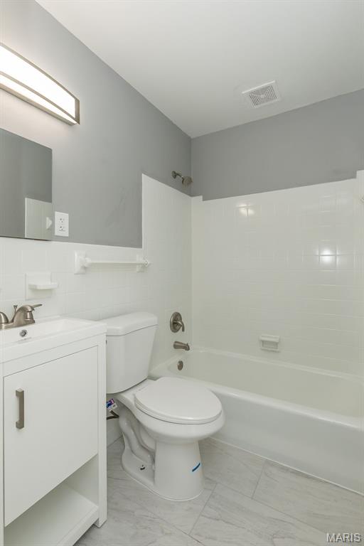 Hathaway Manor 7 - Residential