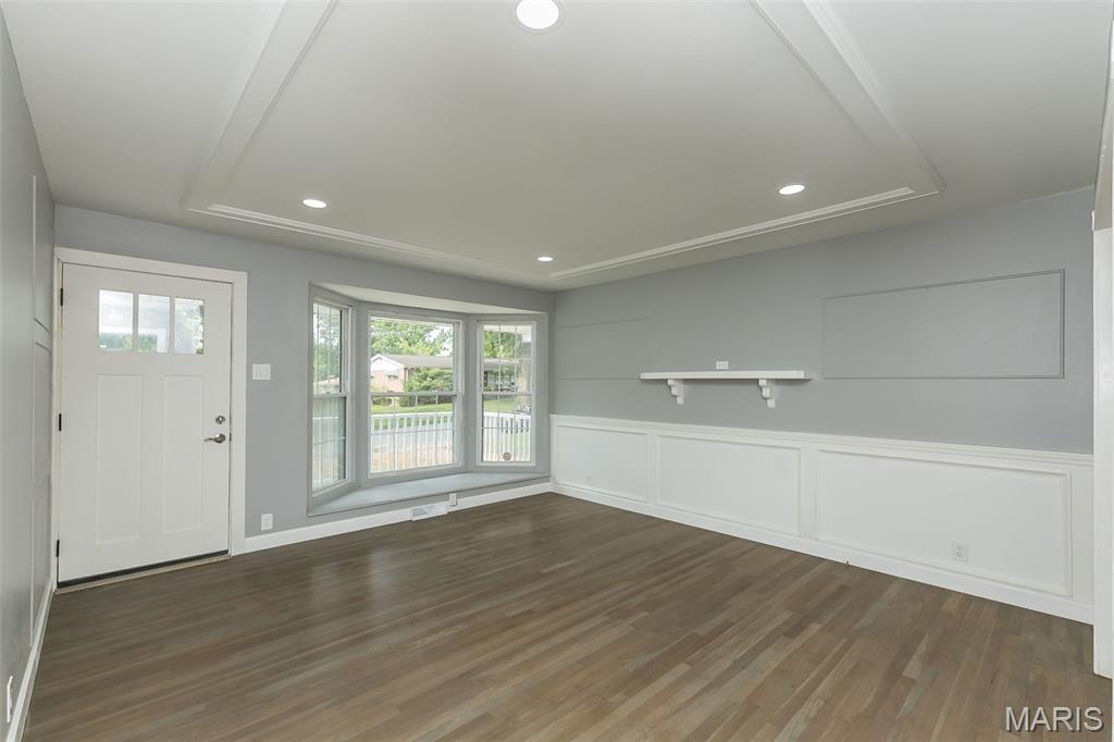 Hathaway Manor 7 - Residential