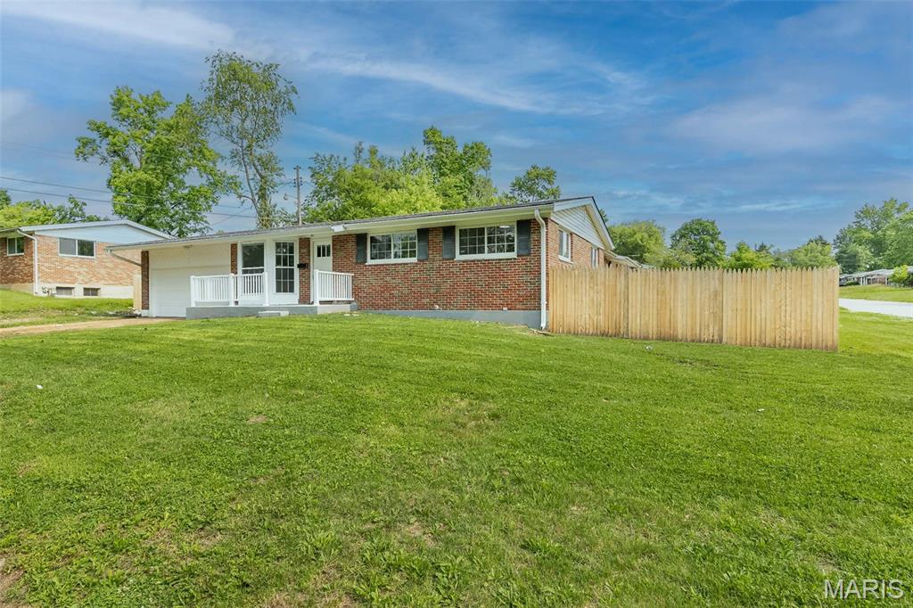 Hathaway Manor 7 - Residential