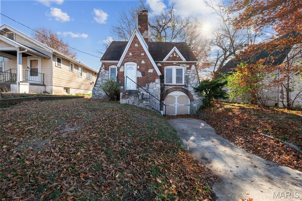 Photo of 838 Abston Avenue, St Louis, MO 63135 (MLS # 25078205)