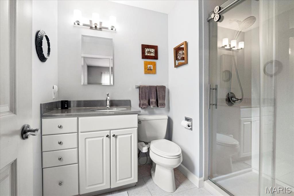 St Louis, Missouri 63128, United States, 3 Bedrooms Bedrooms, ,2 BathroomsBathrooms,Residential,Pending,157958