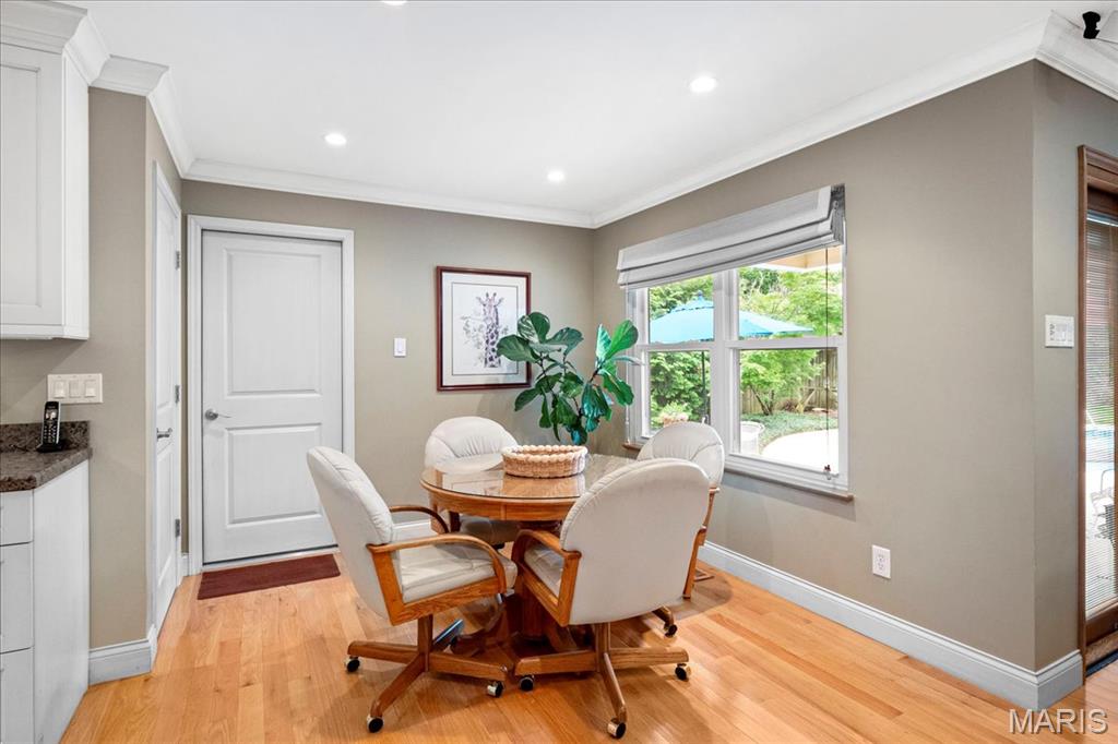 St Louis, Missouri 63128, United States, 3 Bedrooms Bedrooms, ,2 BathroomsBathrooms,Residential,Pending,157958