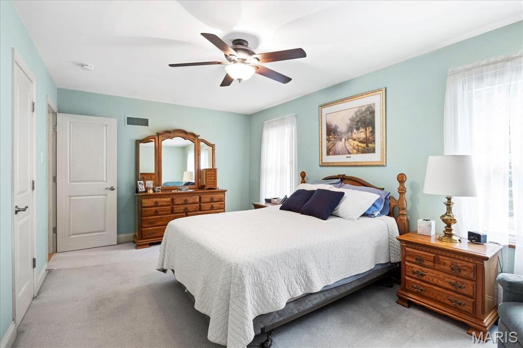 St Louis, Missouri 63128, United States, 3 Bedrooms Bedrooms, ,2 BathroomsBathrooms,Residential,Pending,157958