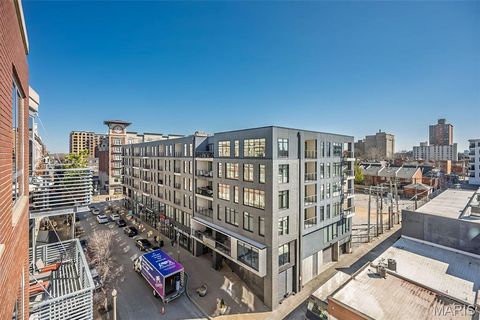 Tiny photo for 9 N Euclid Avenue #603, St Louis, MO 63108 (MLS # 26011421)