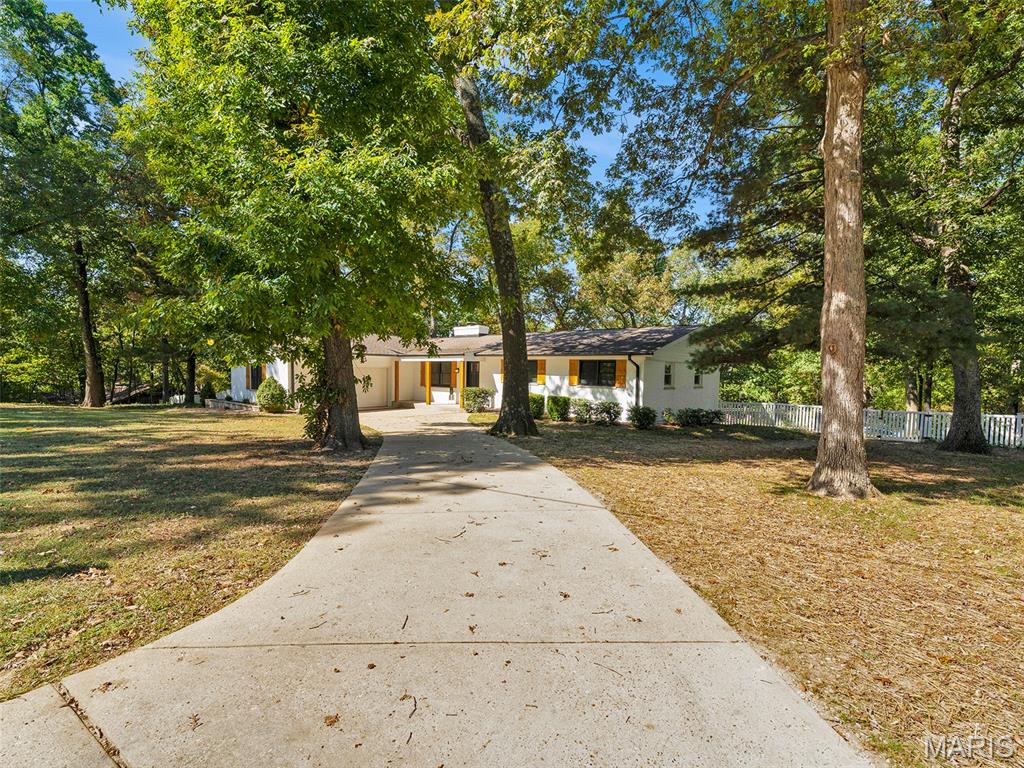 18 Oak Forest Drive