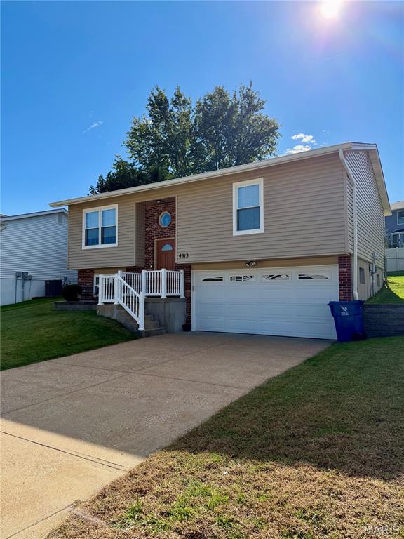 Photo of 4313 Sunny Brook Court, Arnold, MO 63010 (MLS # 26067290)