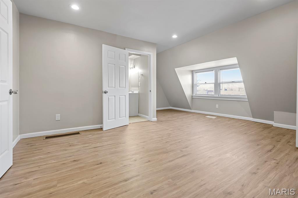 St Louis Commons Add - Residential Income