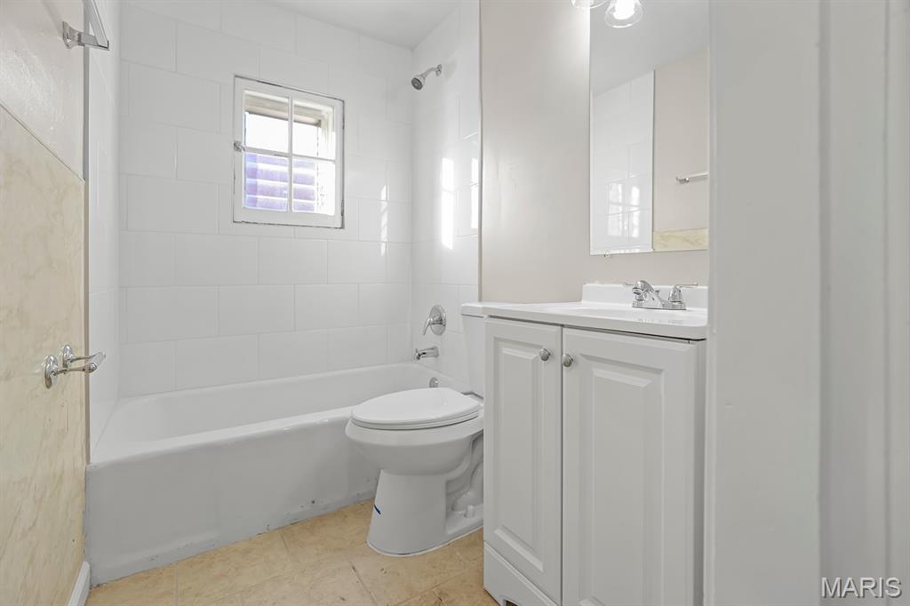 St Louis Commons Add - Residential Income