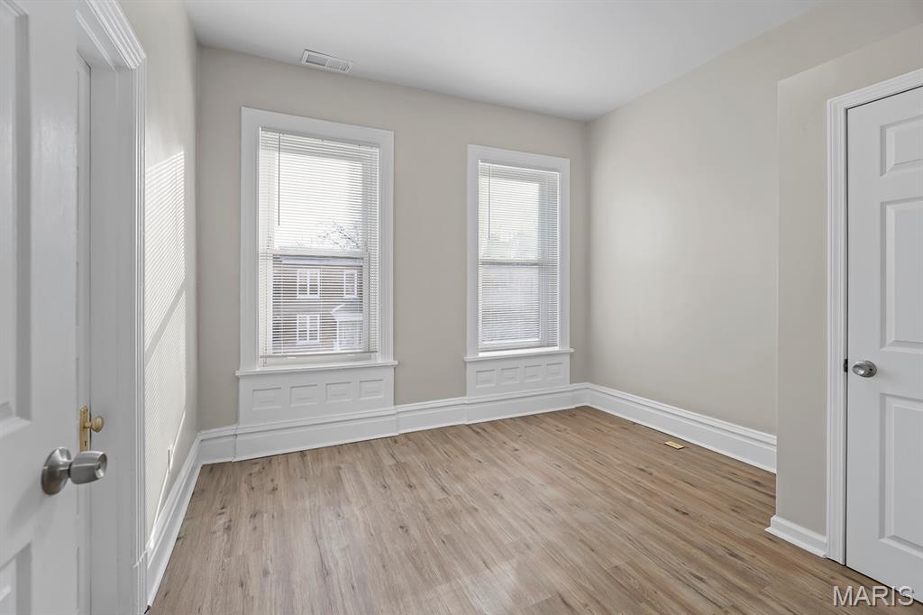 St Louis Commons Add - Residential Income