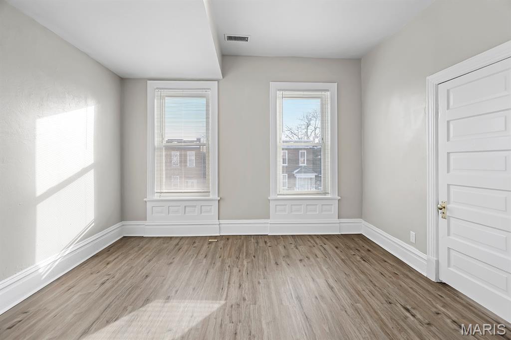 St Louis Commons Add - Residential Income