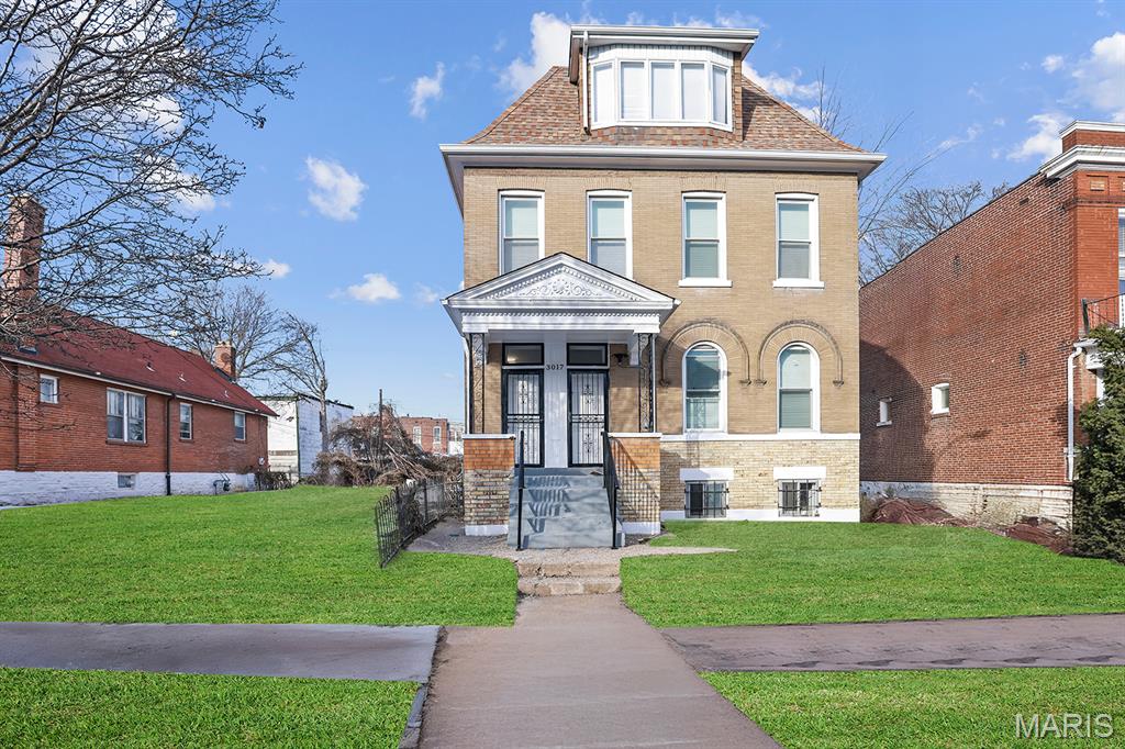 St Louis Commons Add - Residential Income
