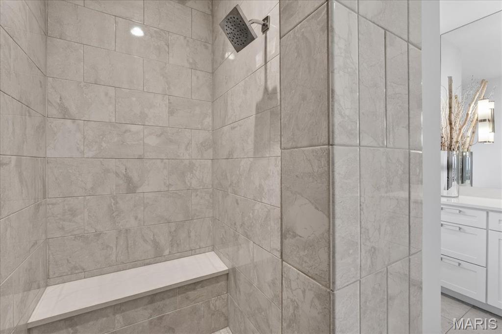 Woods Of Ladue The - Residential