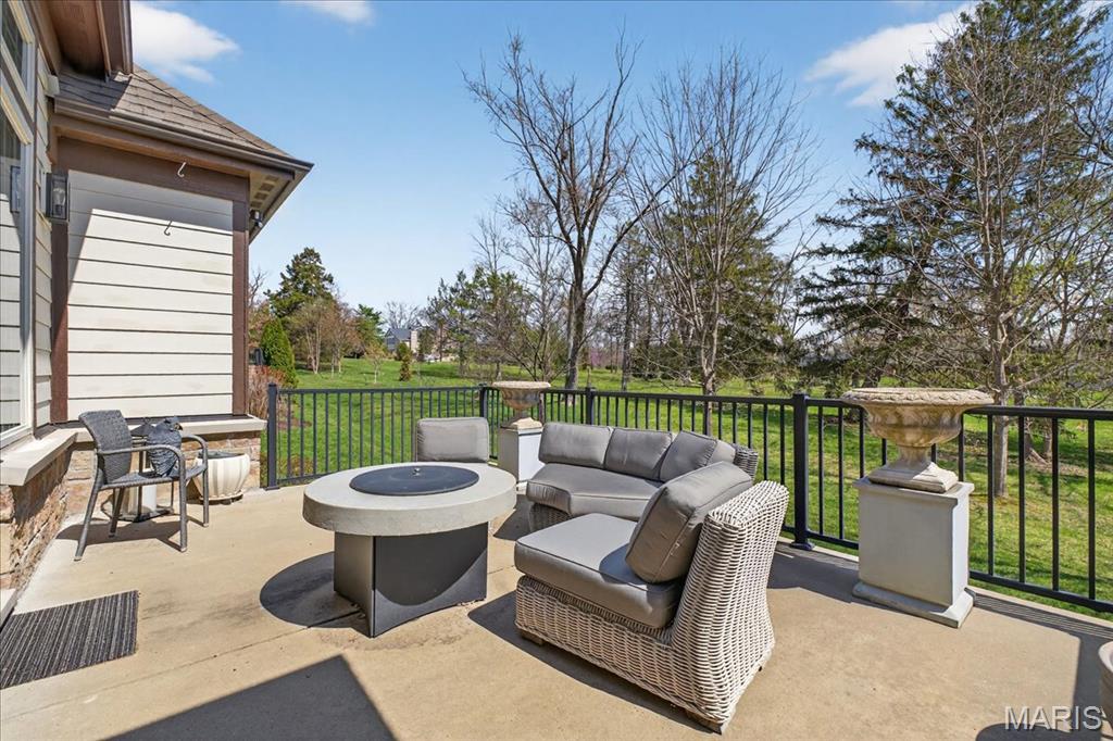 Woods Of Ladue The - Residential