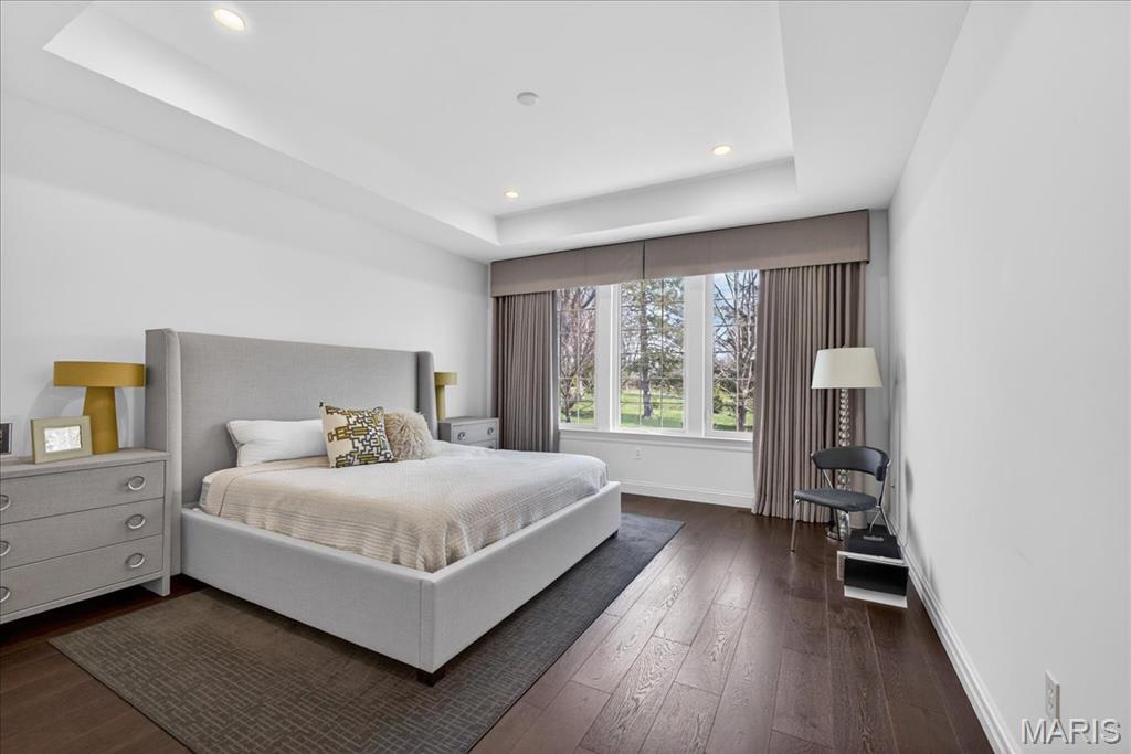 Woods Of Ladue The - Residential