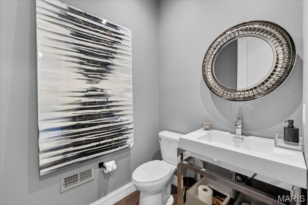 Woods Of Ladue The - Residential