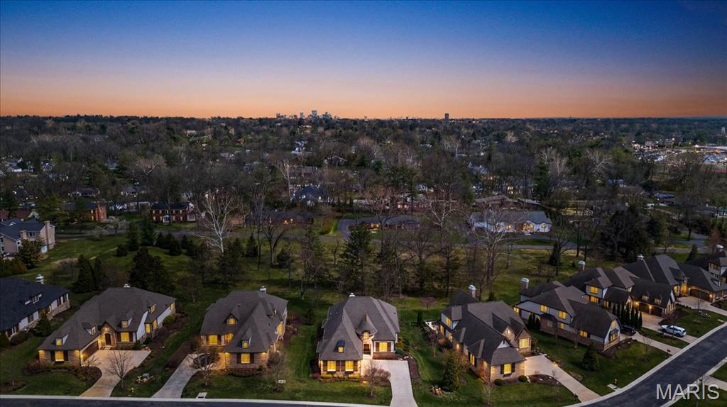 Woods Of Ladue The - Residential