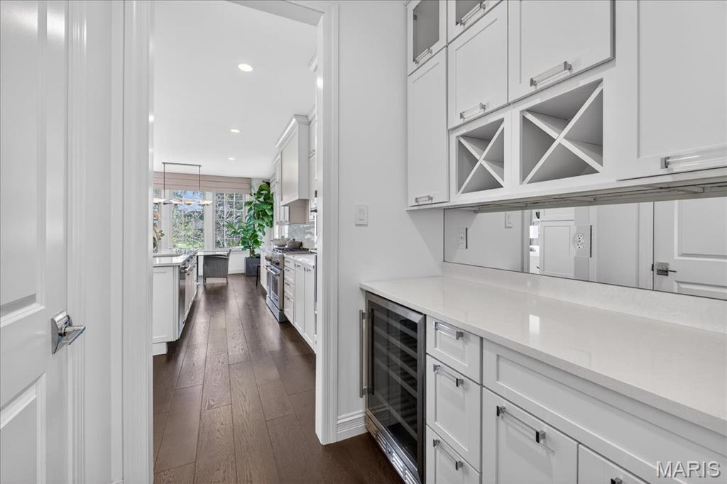 Woods Of Ladue The - Residential