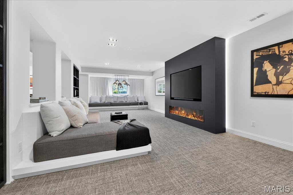 Woods Of Ladue The - Residential