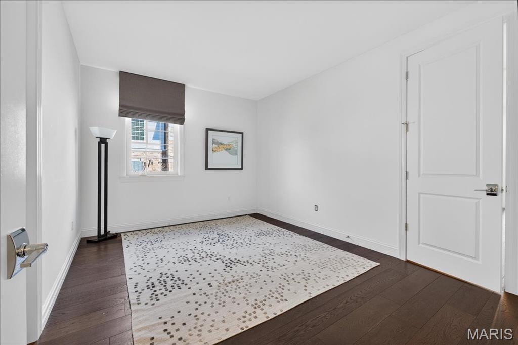 Woods Of Ladue The - Residential