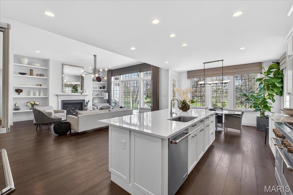 Woods Of Ladue The - Residential