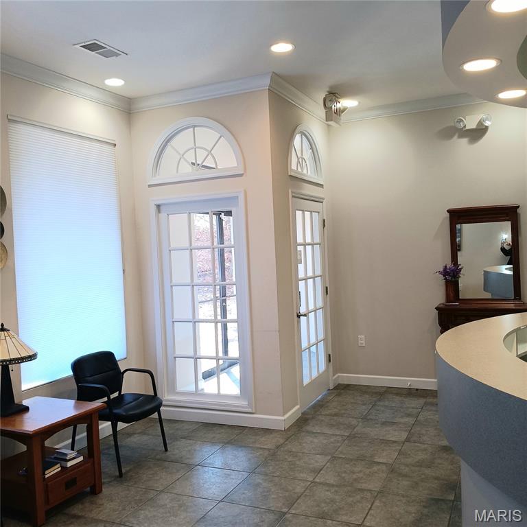 Plaza Verde #1 - Commercial Lease