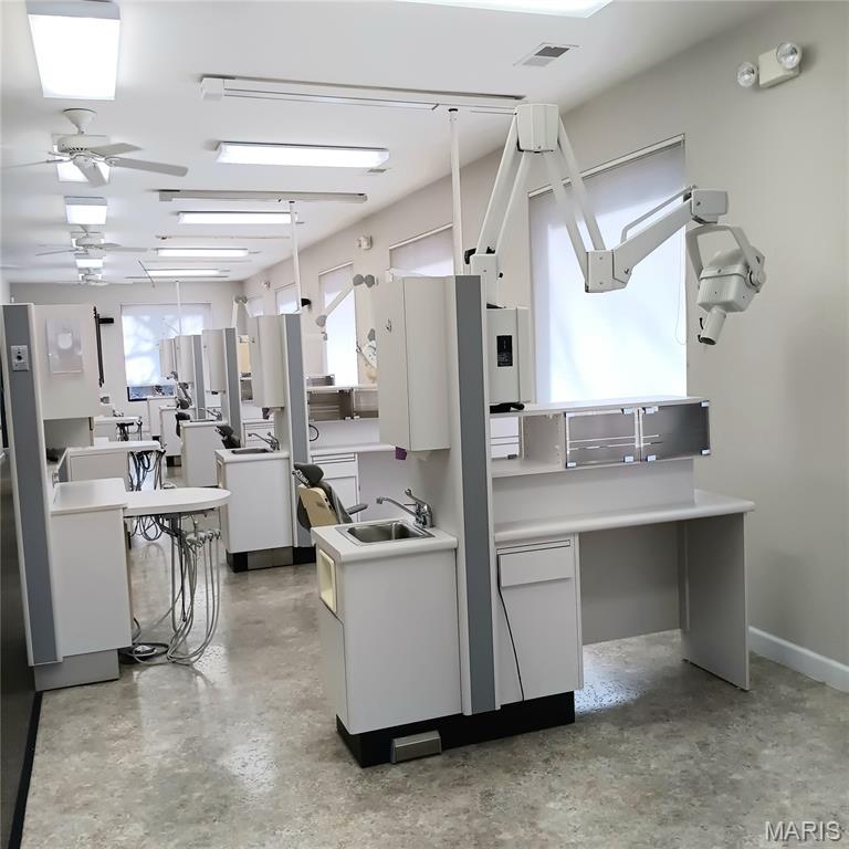 Plaza Verde #1 - Commercial Lease