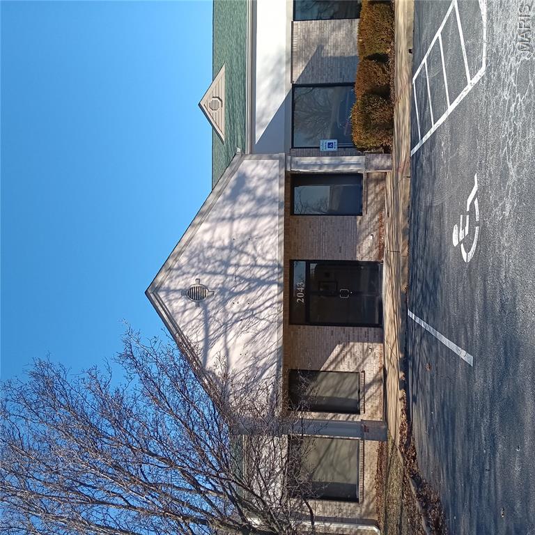 Plaza Verde #1 - Commercial Lease