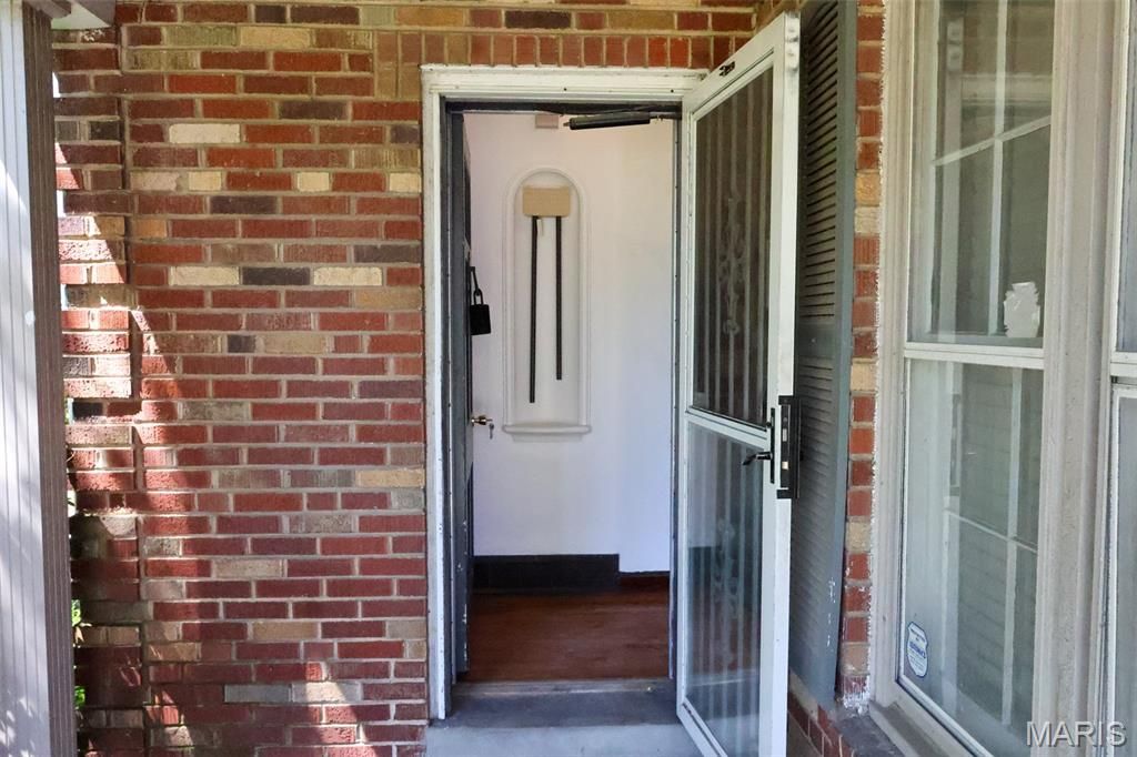 Photo of 1067 Melvin Avenue, St Louis, MO 63137 (MLS # 26031637)