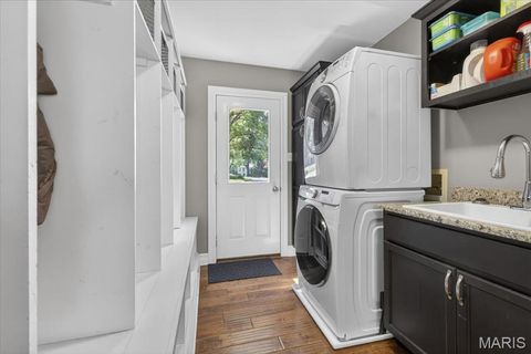 Tiny photo for 1040 Wellington Terrace, Town and Country, MO 63017 (MLS # 26026922)