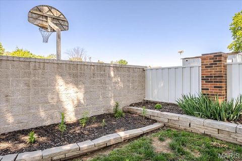 Tiny photo for 815 Hill Street, Washington, MO 63090 (MLS # 26029683)