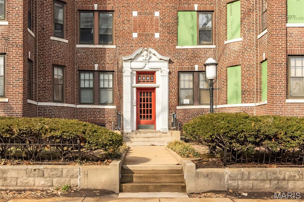 Waterman Condo - Residential