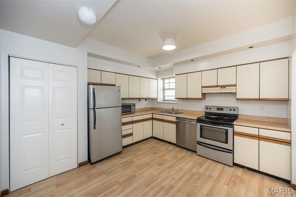 Waterman Condo - Residential