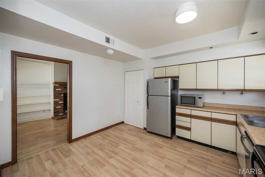 Waterman Condo - Residential