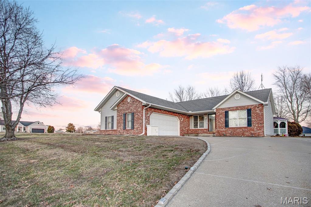 297 Maple Summit Road