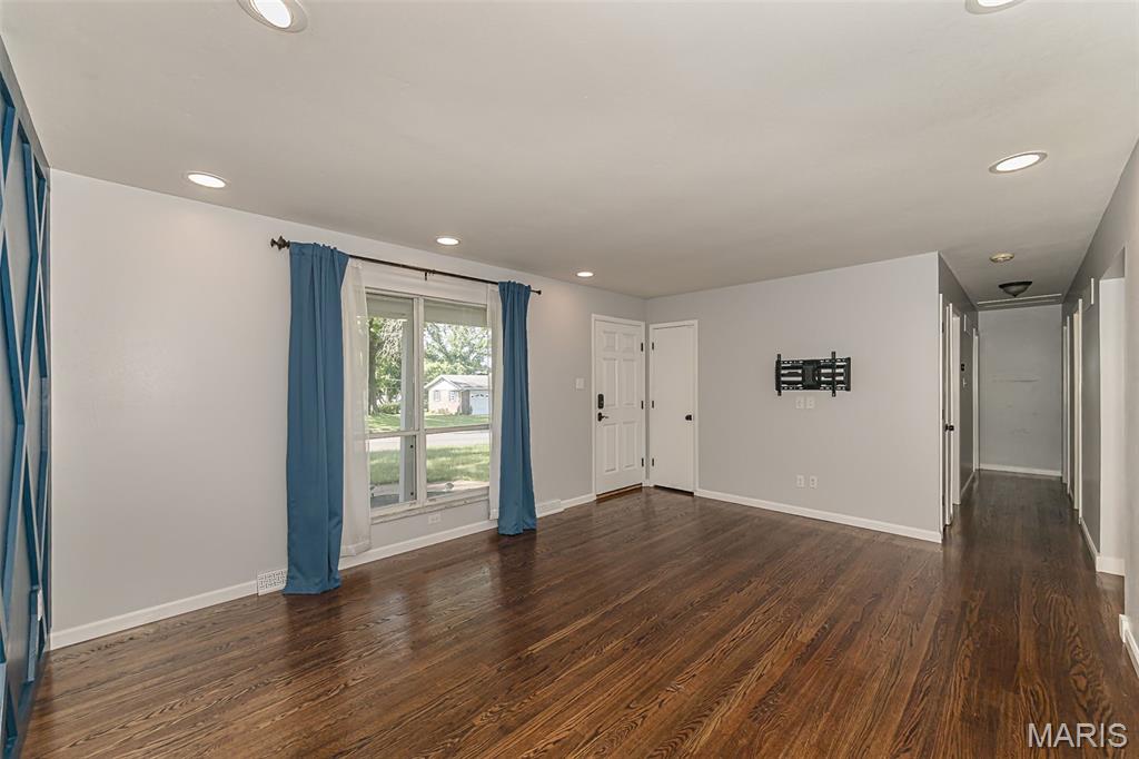Oak Tree Estate - Residential