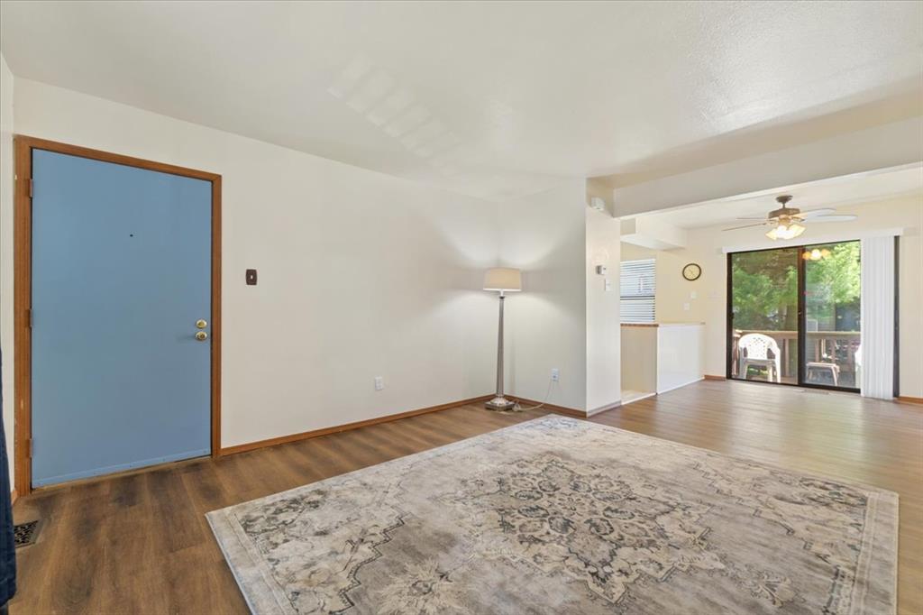 Florissant, Missouri 63031, United States, 1 Bedroom Bedrooms, ,1 BathroomBathrooms,Residential,Pending,137842