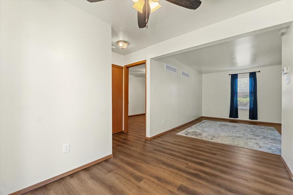 Florissant, Missouri 63031, United States, 1 Bedroom Bedrooms, ,1 BathroomBathrooms,Residential,Pending,137842